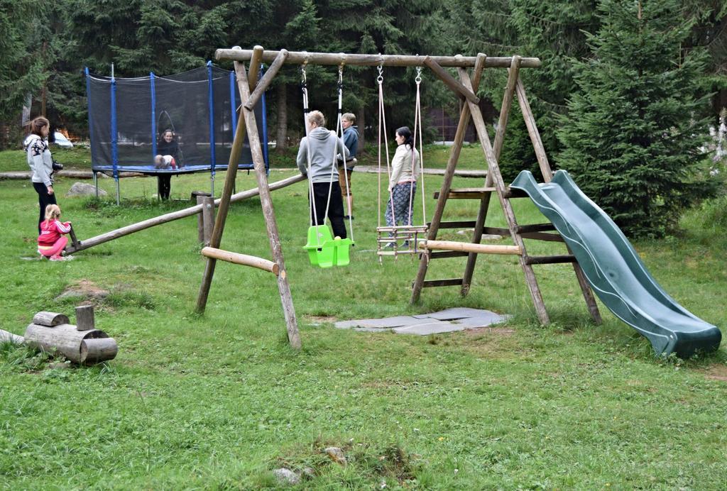 Chaty Jasna Demänovská Dolina Buitenkant foto